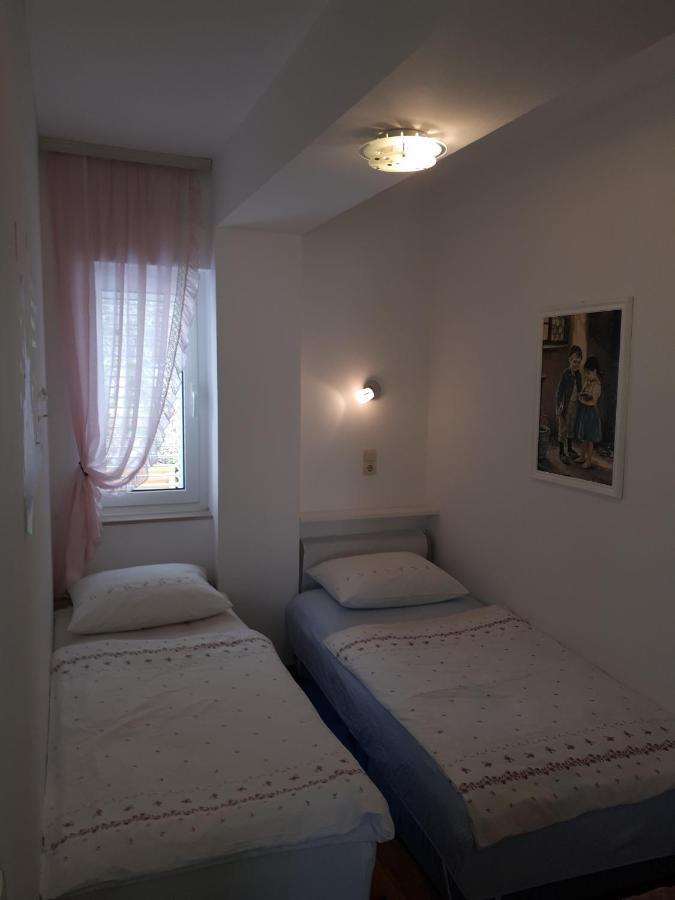 Apartmani Gojevic Vodice Eksteriør billede