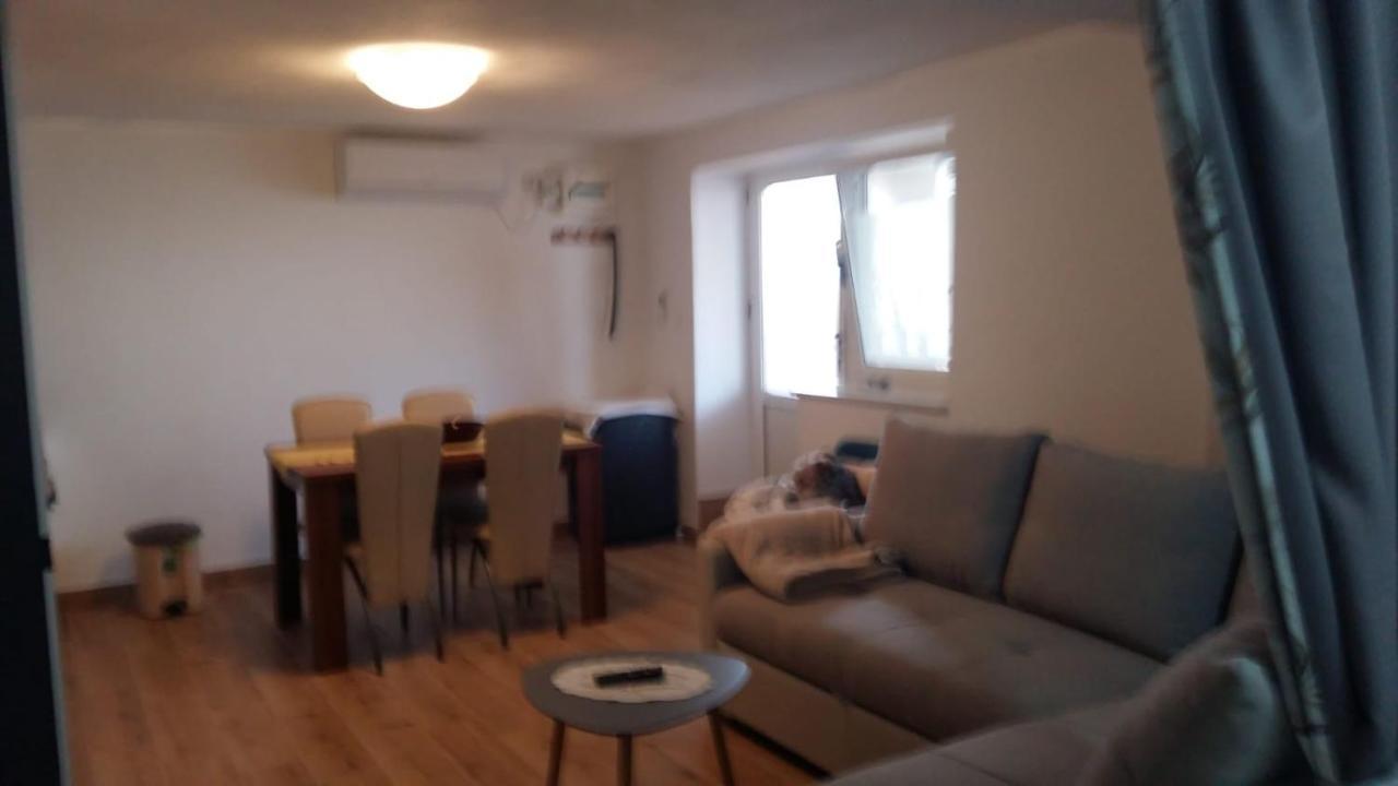 Apartmani Gojevic Vodice Eksteriør billede