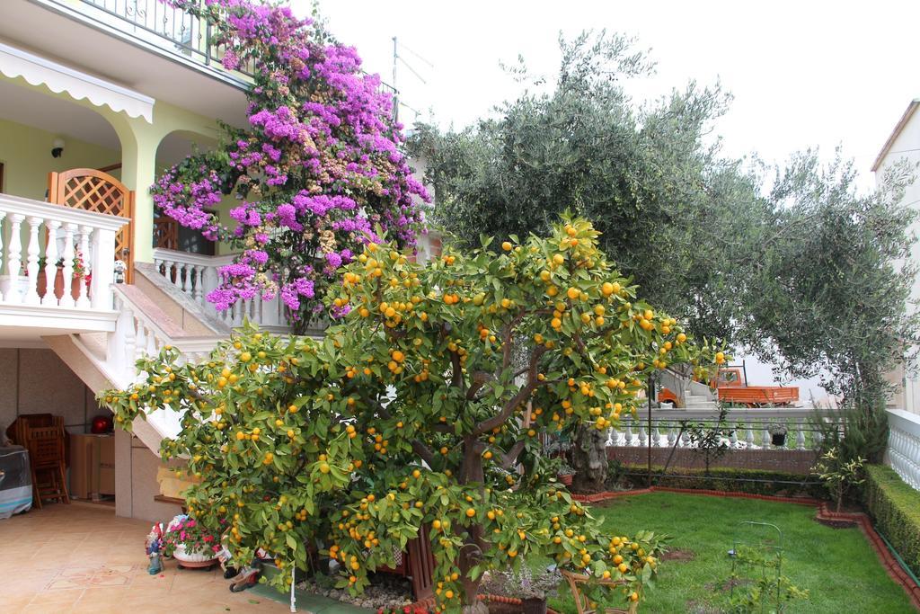 Apartmani Gojevic Vodice Eksteriør billede