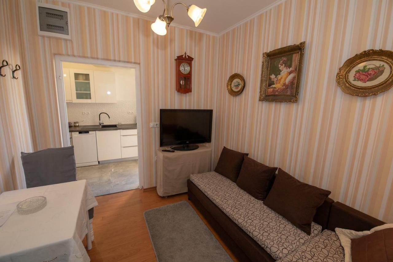 Apartmani Gojevic Vodice Eksteriør billede