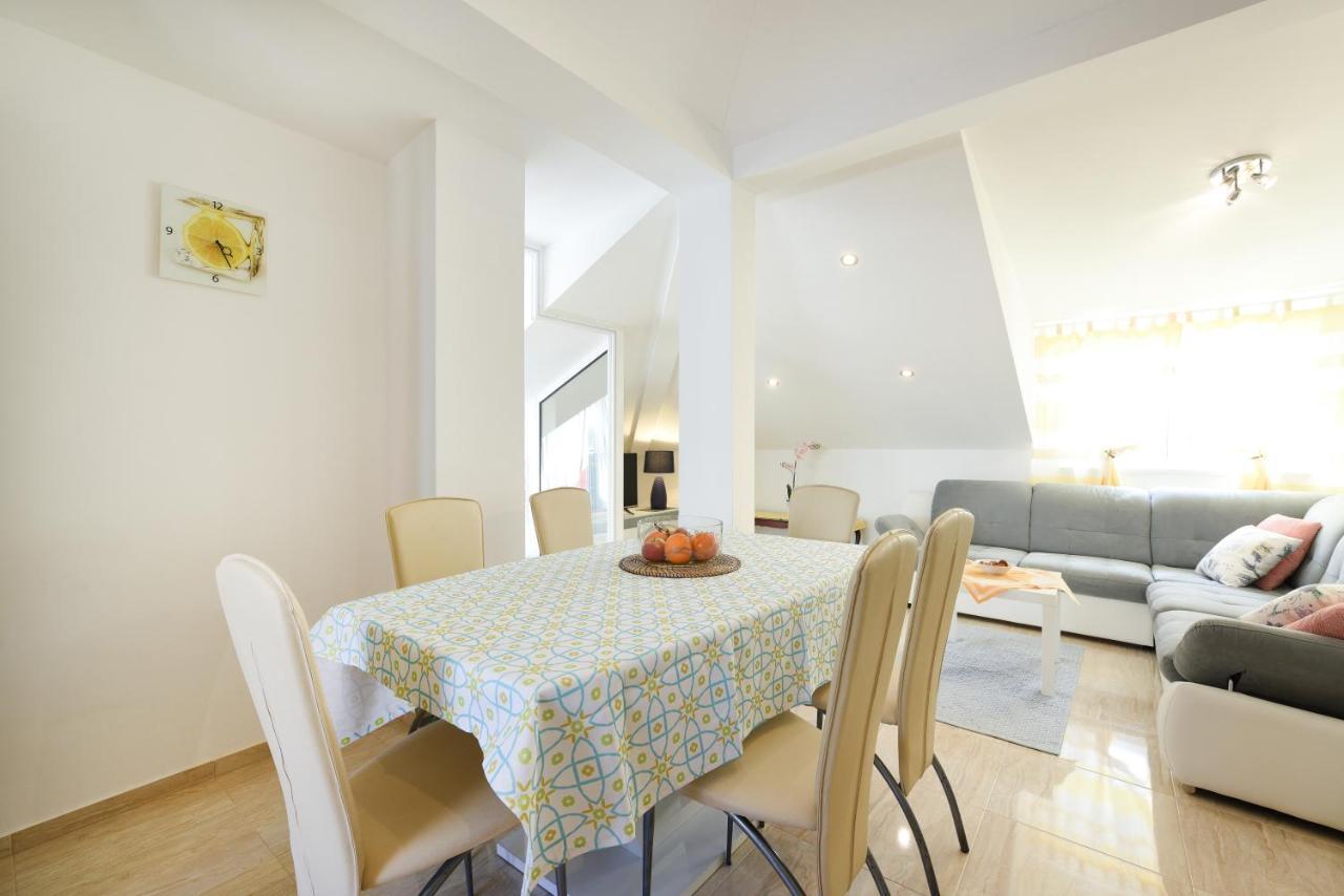 Apartmani Gojevic Vodice Eksteriør billede
